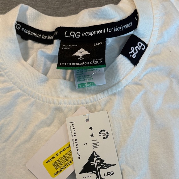LRG Men's White Long Sleeve Graphic Tee - Picture 8 of 9